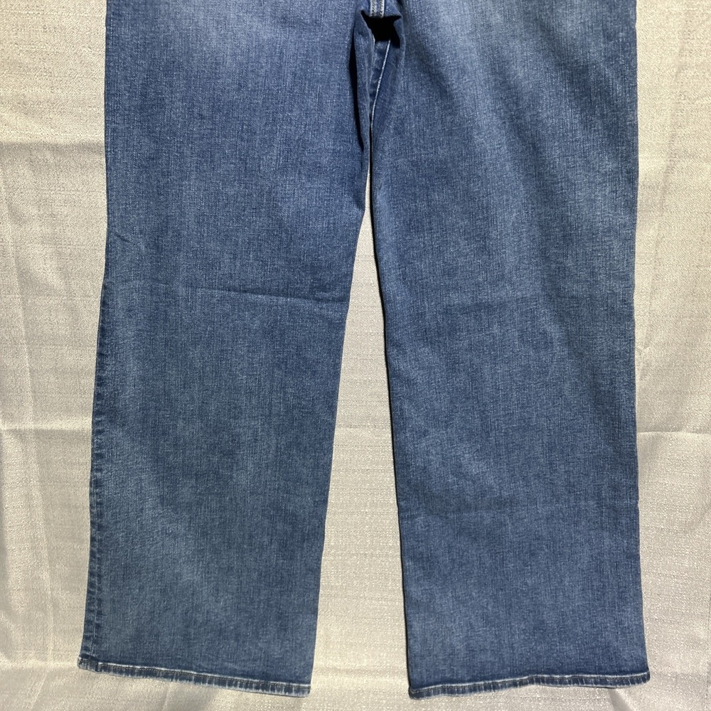 Madewell The Wide-Leg Jean High Rise Fitted through Hip size W 28 magic pockets - Picture 8 of 12
